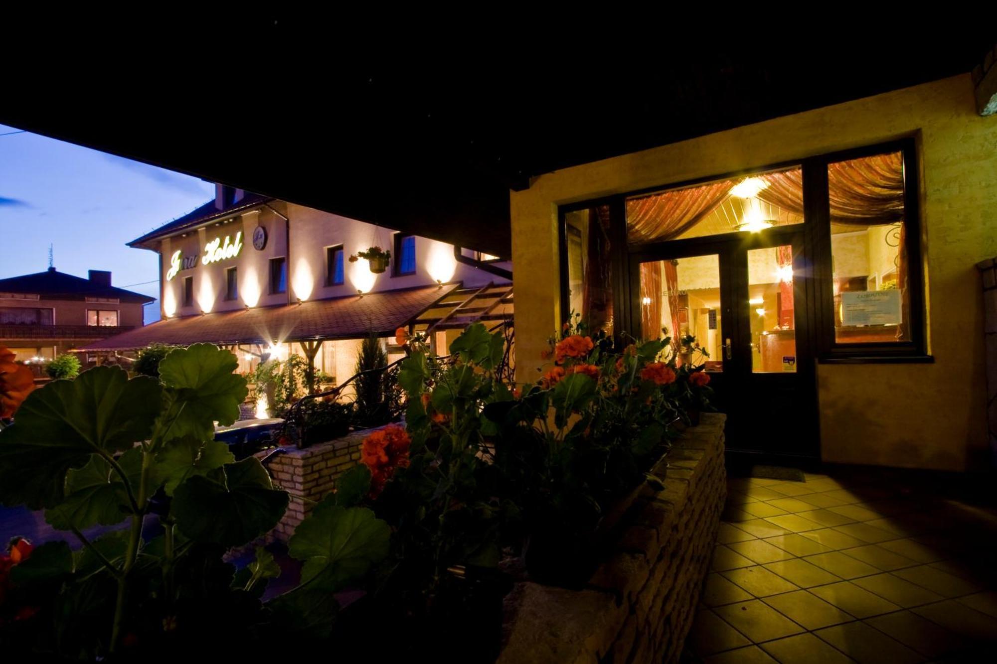 Resort Jura Kroczyce Exterior photo
